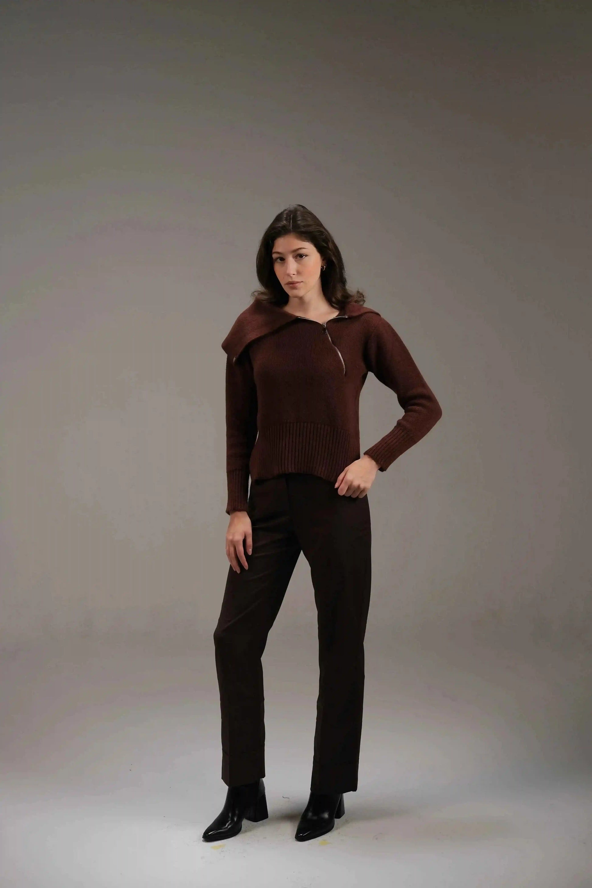 Knitted Cotton Top in Brown - A&Suz