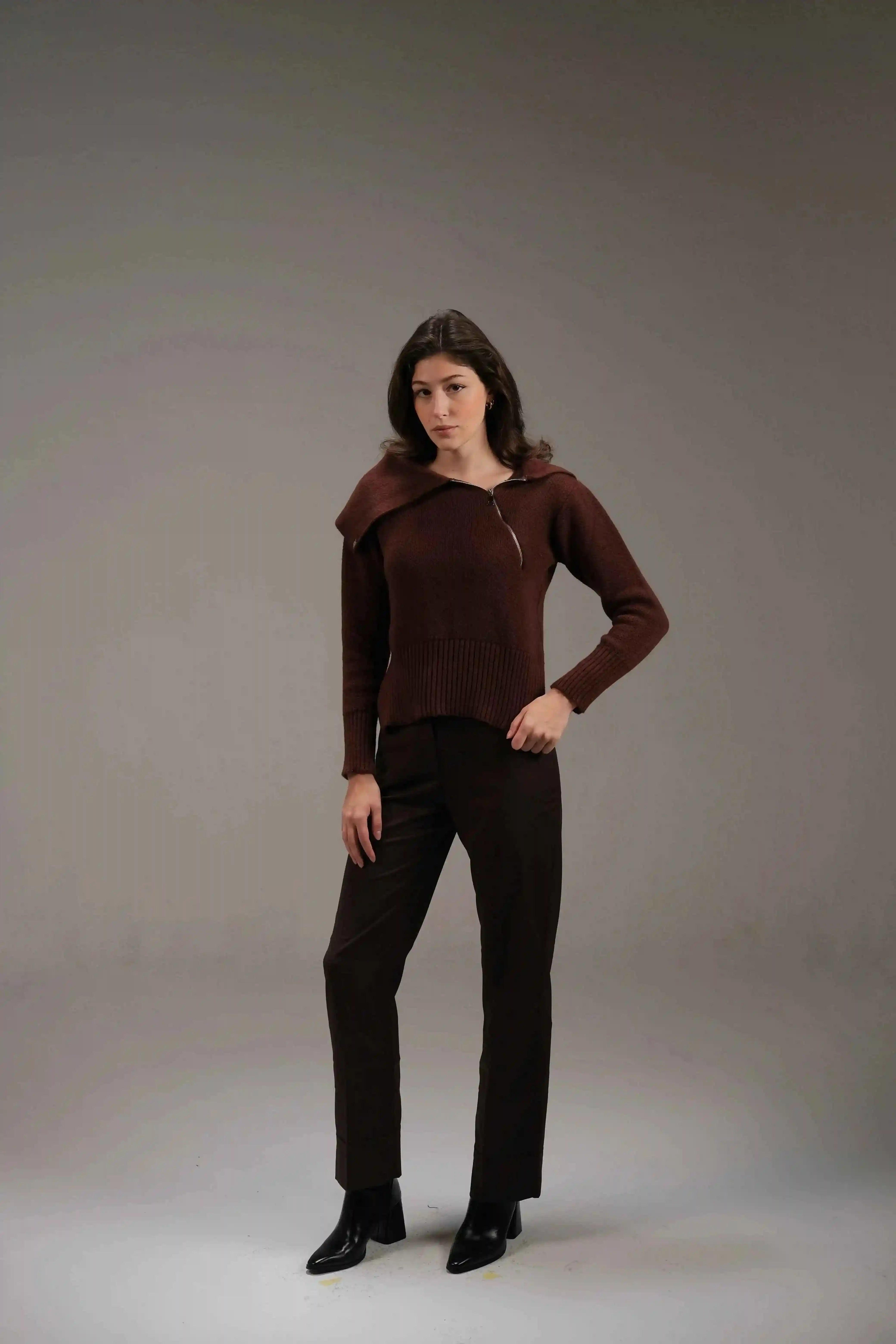 Knitted Cotton Top in Brown - A&Suz