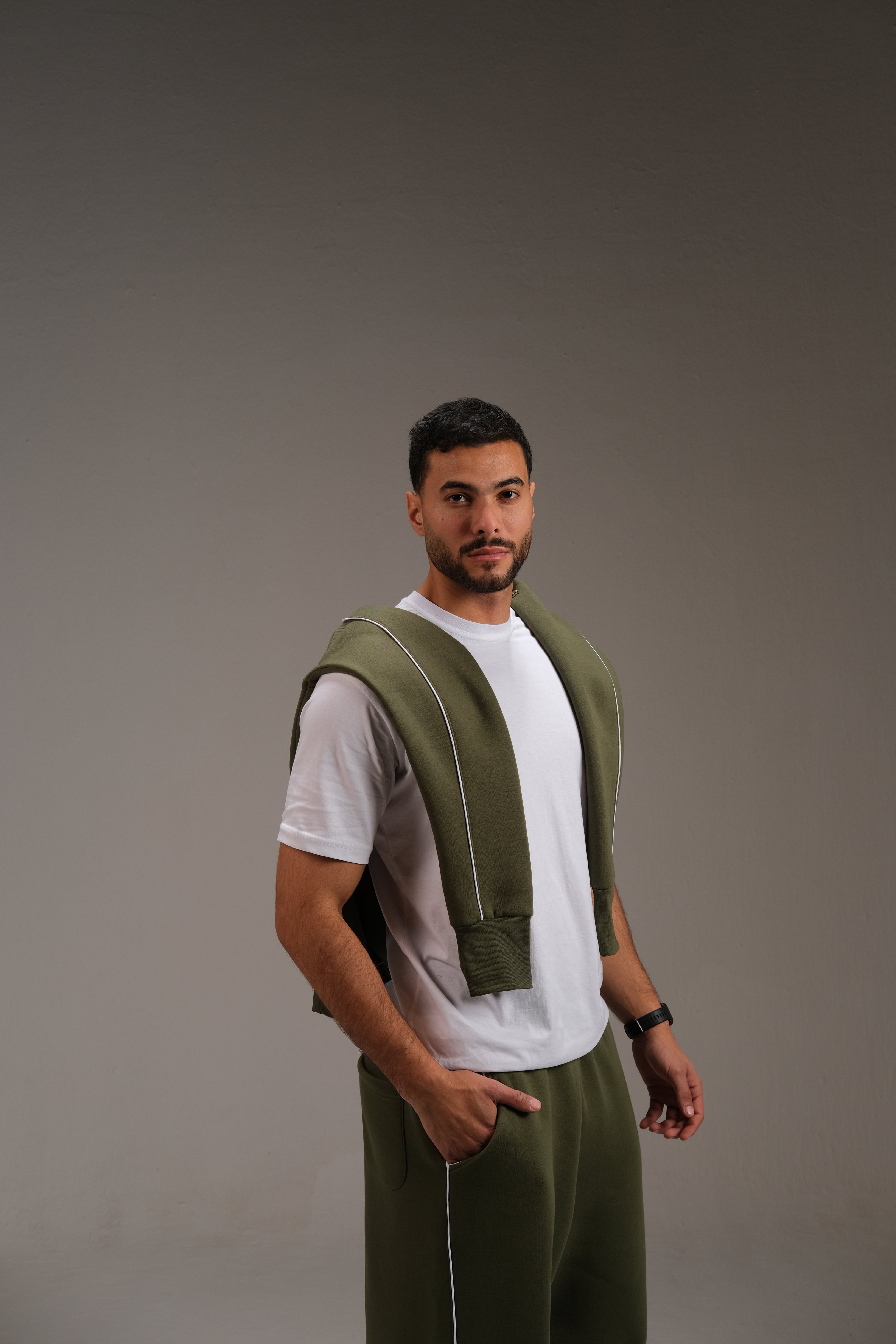 تيشيرت أساسي