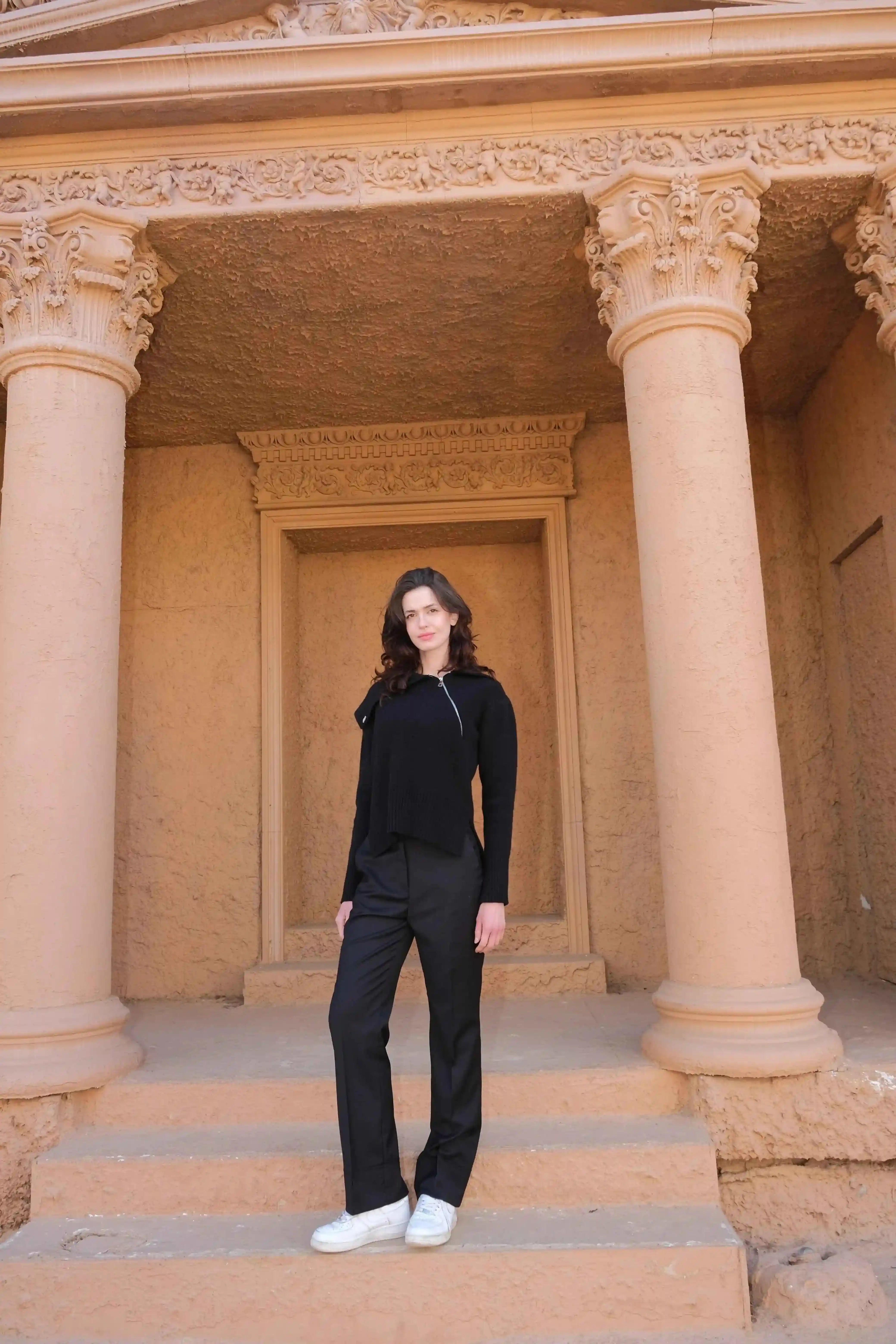 Trousers in Black - A&Suz